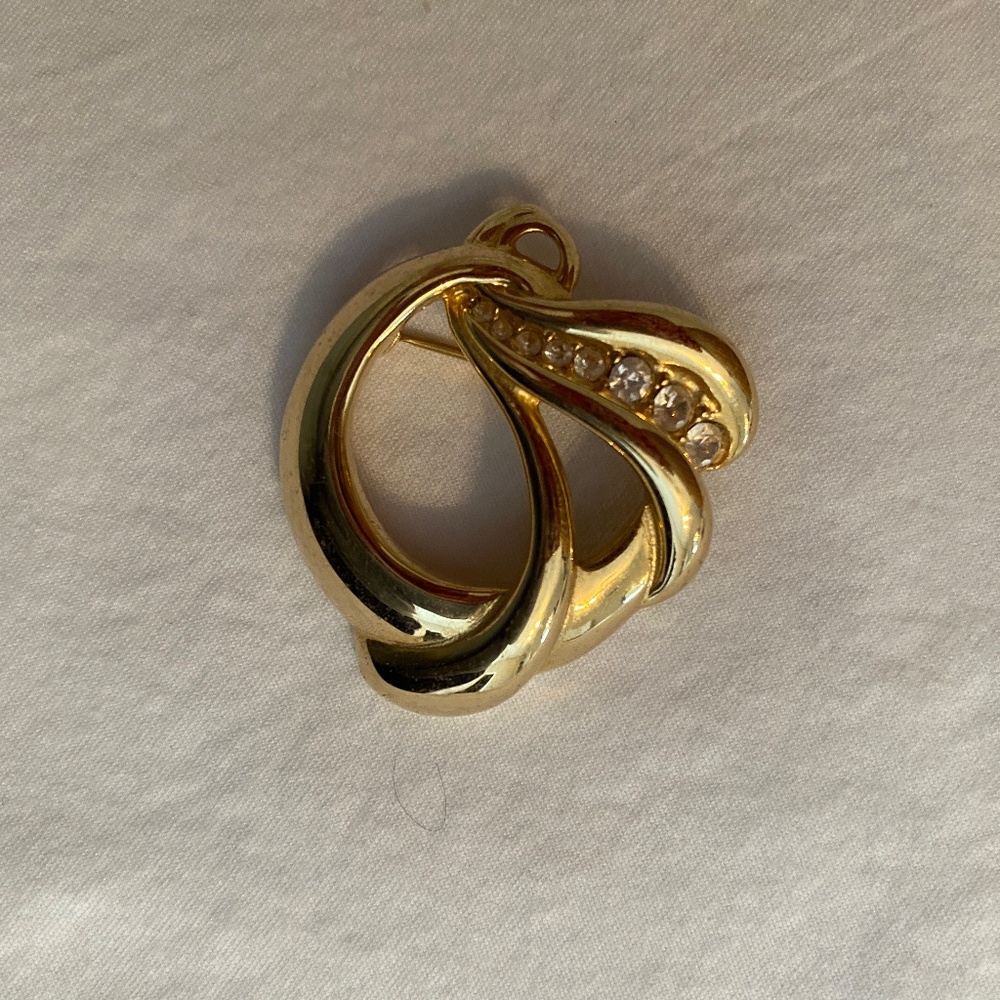 Broche